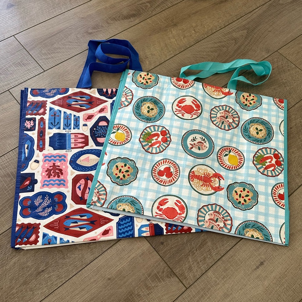 Homegoods TJMaxx Marshalls Reusable Seafood Shopper Tote Bags Set of 2 NWOT